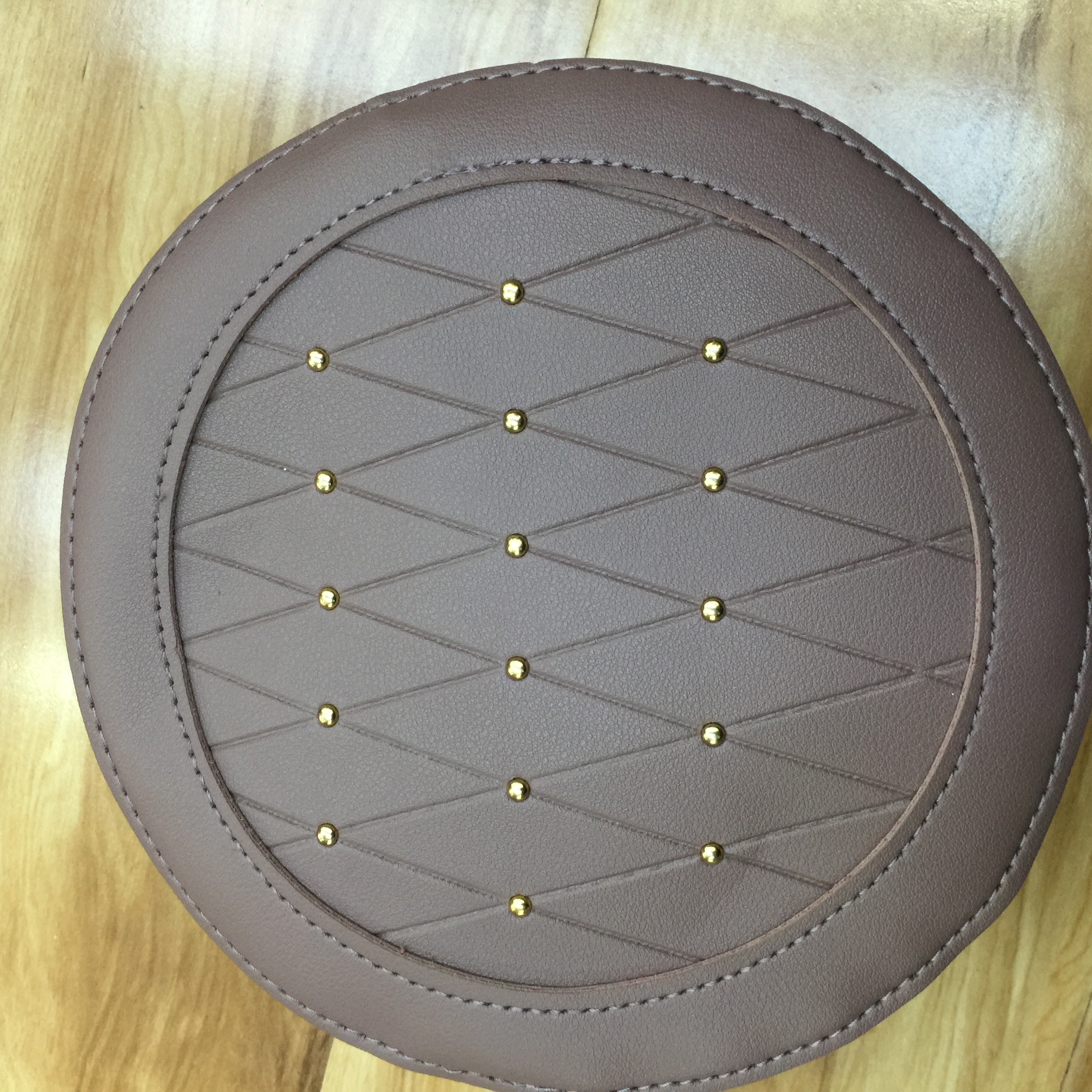 Retro high-end genuine leather, pure handcrafted cowhide carving, Tang grass hand-held small round bag, women's crossbody single-shoulder bag, trendy
