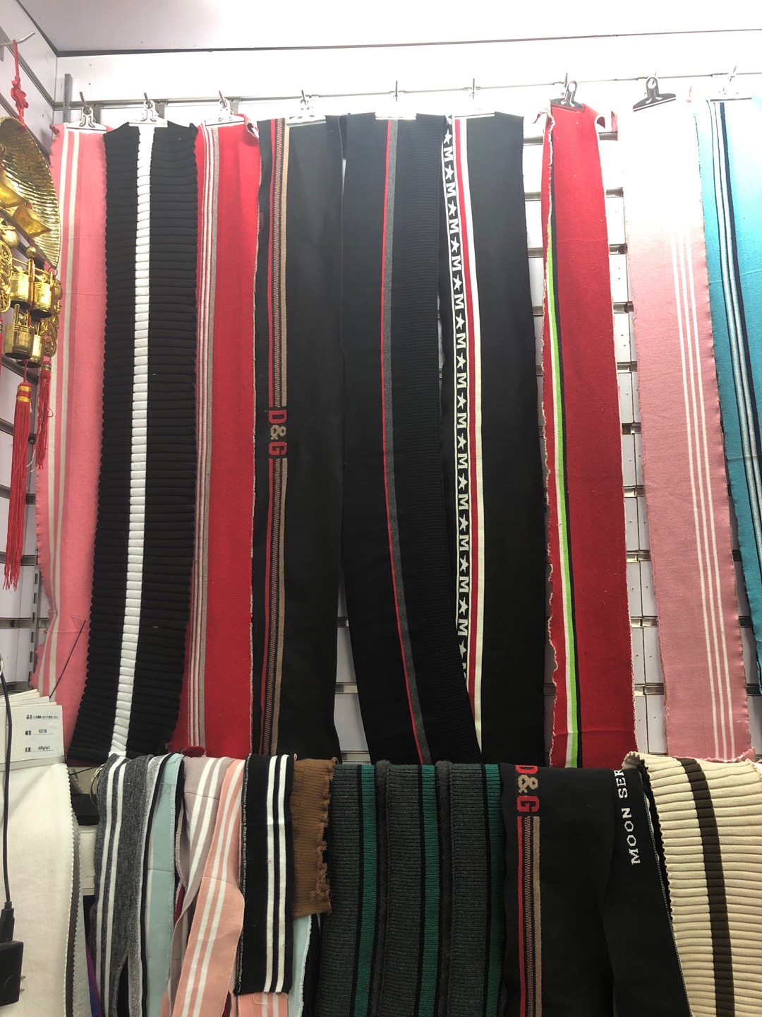 Classic Versatile Durable Cuff Clip Hem Ribbed Stretch Fabric