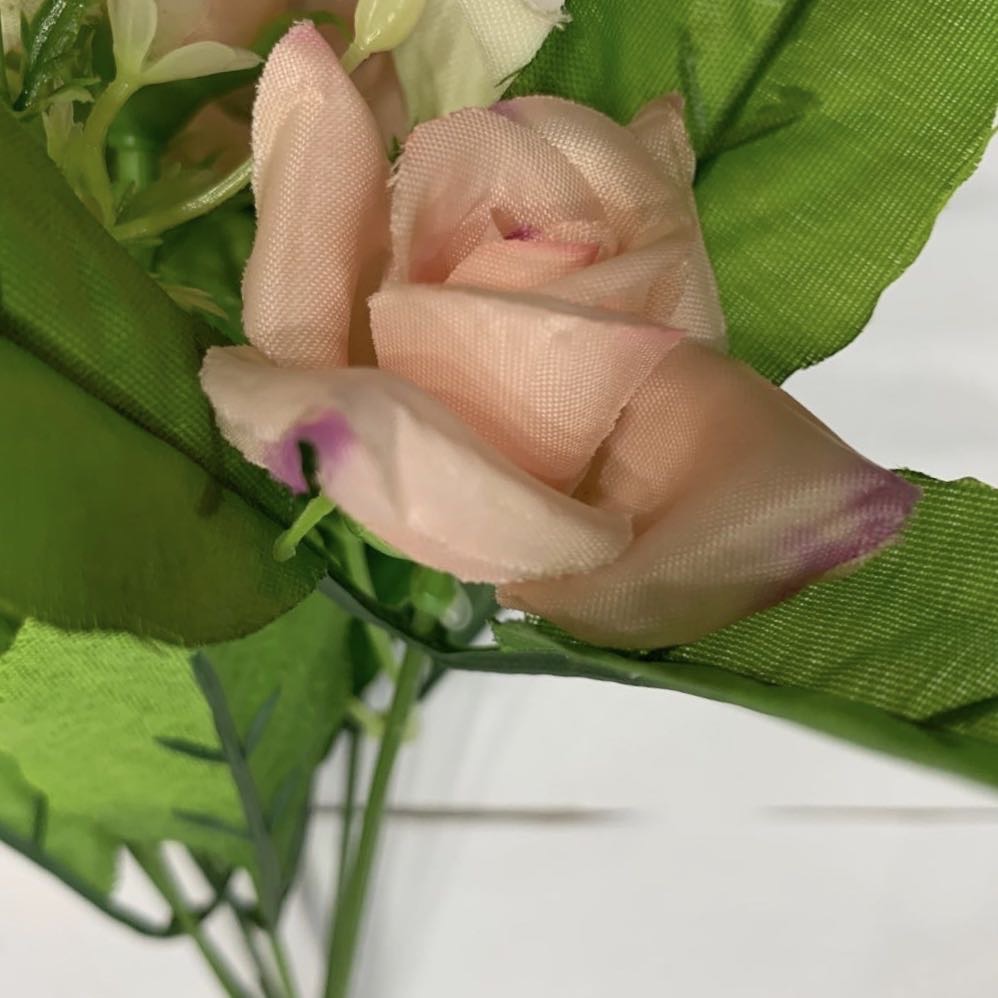 Artificial Flowers False Flowers Dining Table Bedroom Living Room Decoration Flower Wine Cabinet Creative Decoration Crafts Plastic Flowers Pink Roses details Picture