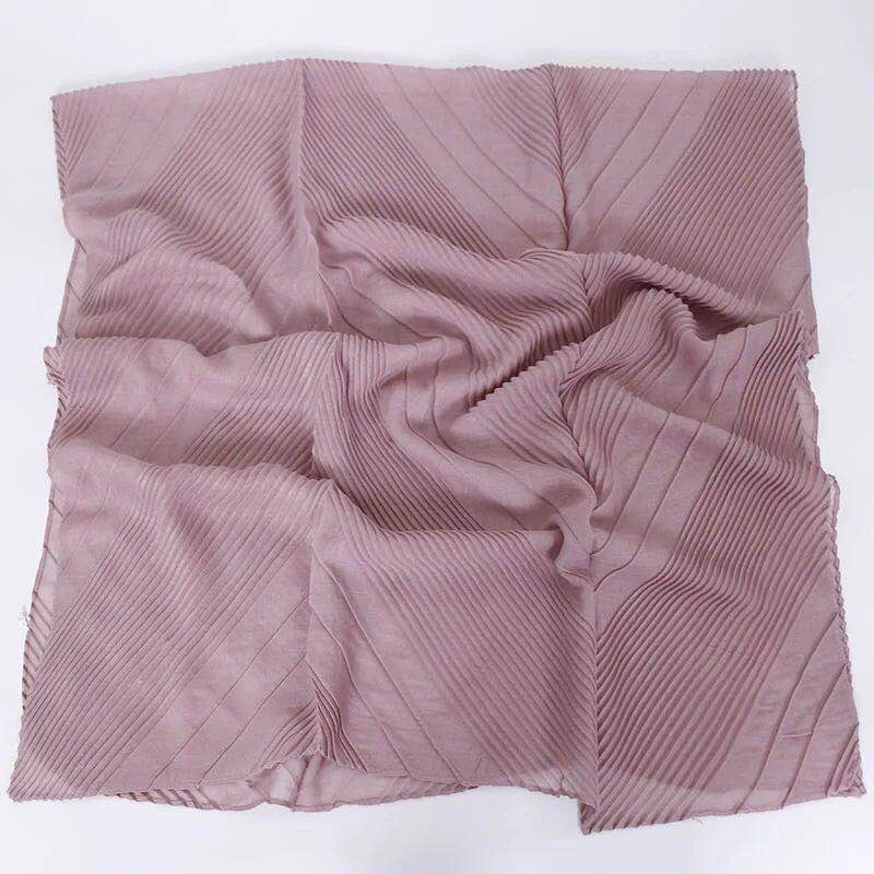 Spring And Autumn Ladies All Fashion Creased Pearl Chiffon Scarf Headscarf Specification drawing