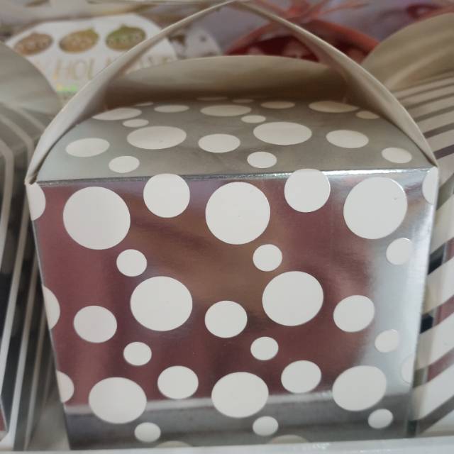 创意欧式糖果礼盒装结婚婚礼喜糖盒包装盒个性细节图