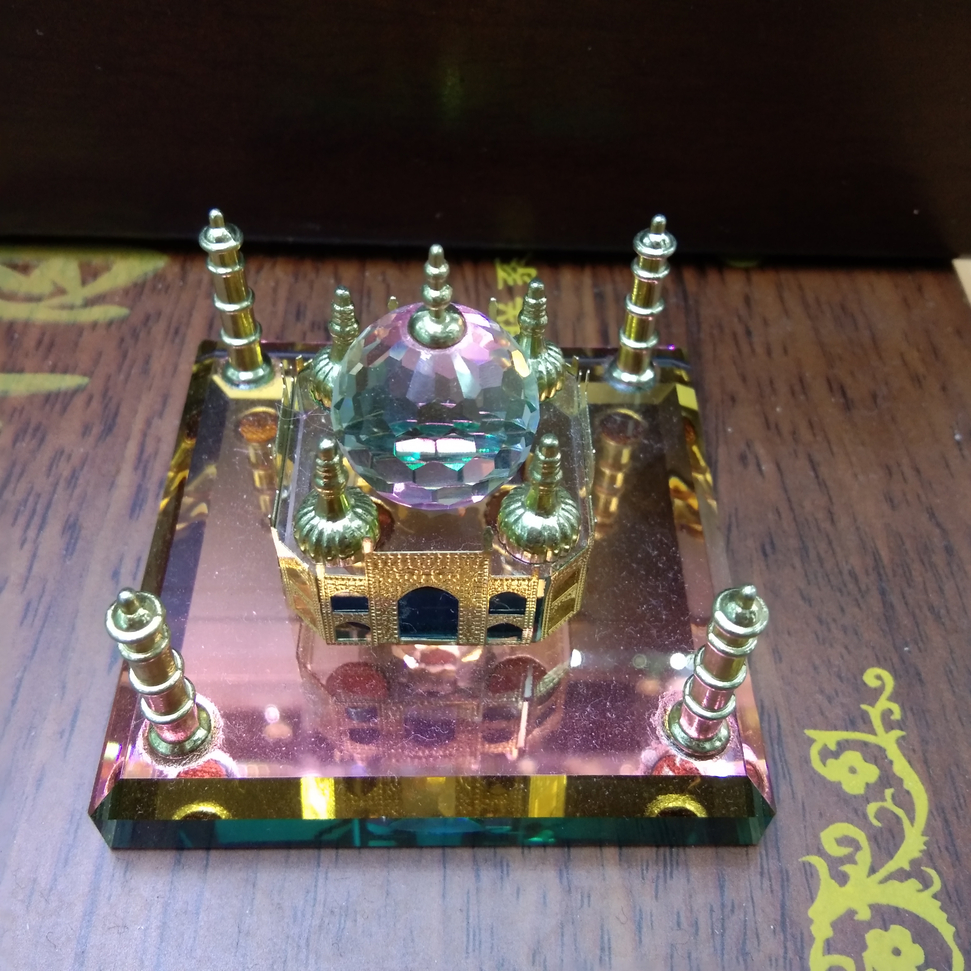 水晶工艺品透明房子塔摆件批发厂家直销产品图