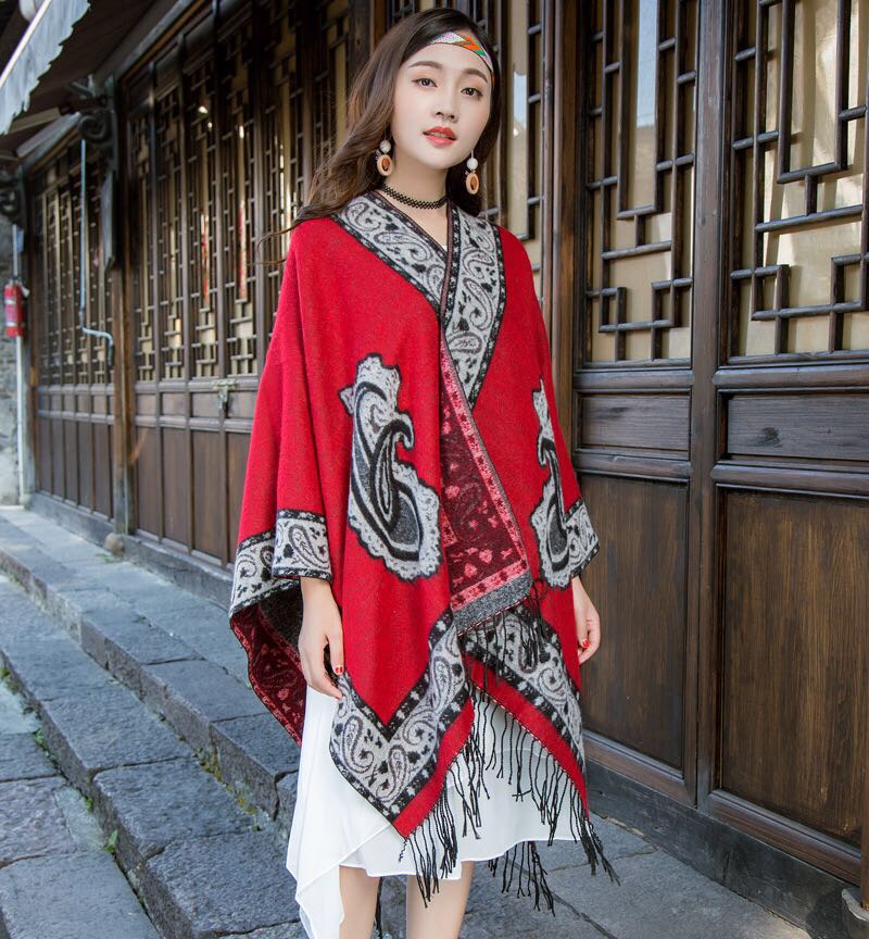 Women's Fashion Trend Casual Ethnic Style Warm Open Akimbo Fruit Flower Tassel Shawl