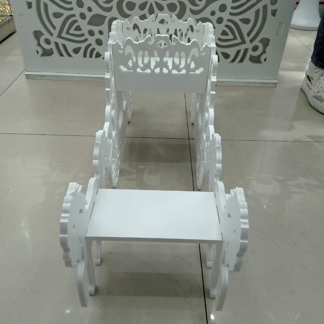 欧美时尚小马车个性创意家居战架小摆件产品图