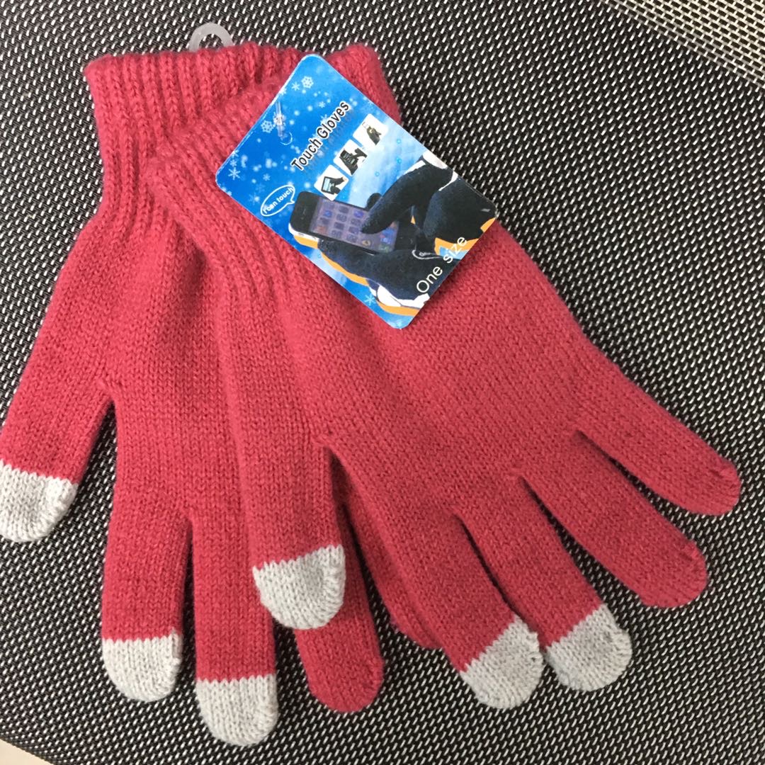 Single-color plush gloves for women to keep warm when going out in winter