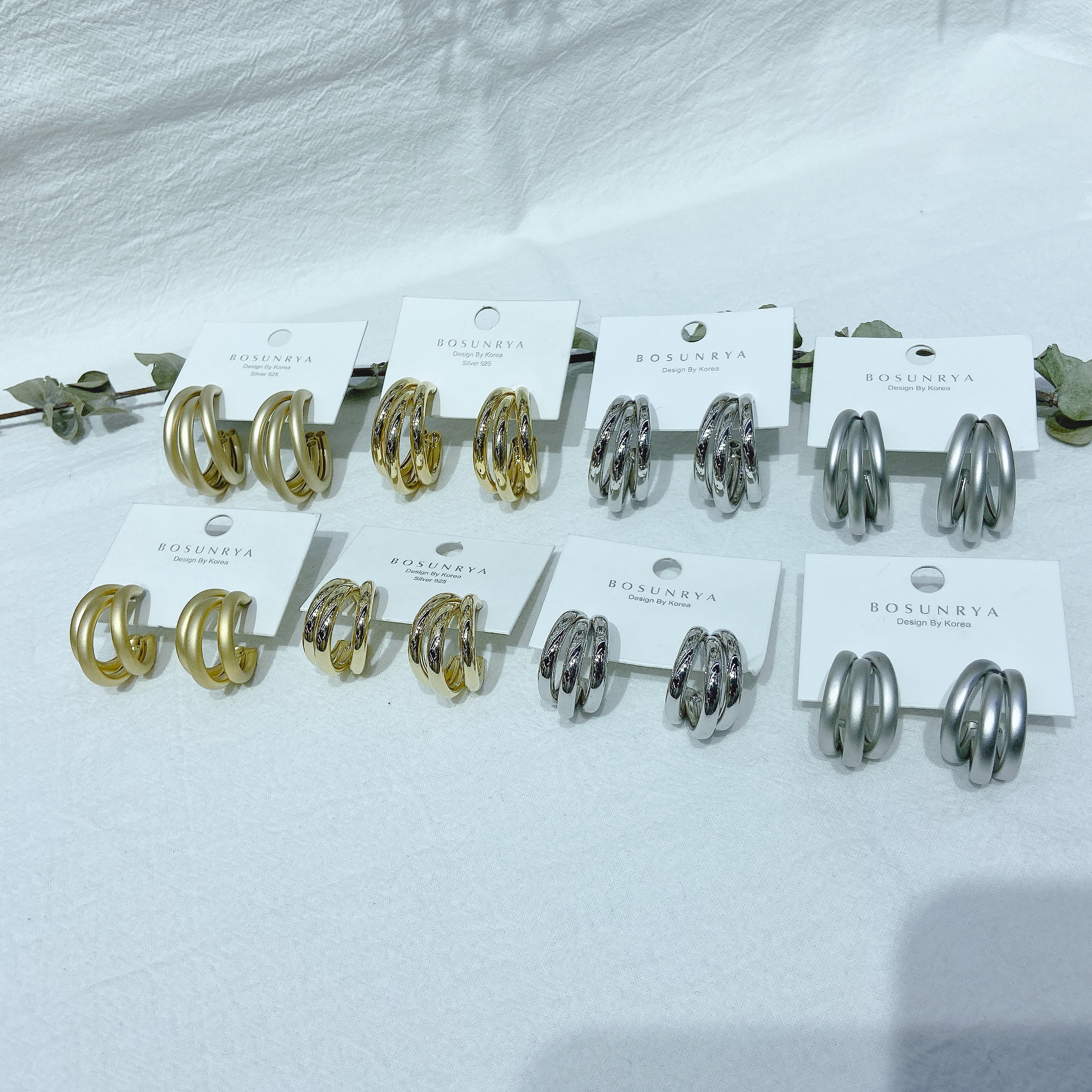 Korean elegant Internet celebrity three-tube 925 silver needle earrings, circular ring style, round earrings, fashionable and individual, round earrings, trendy for women details Picture