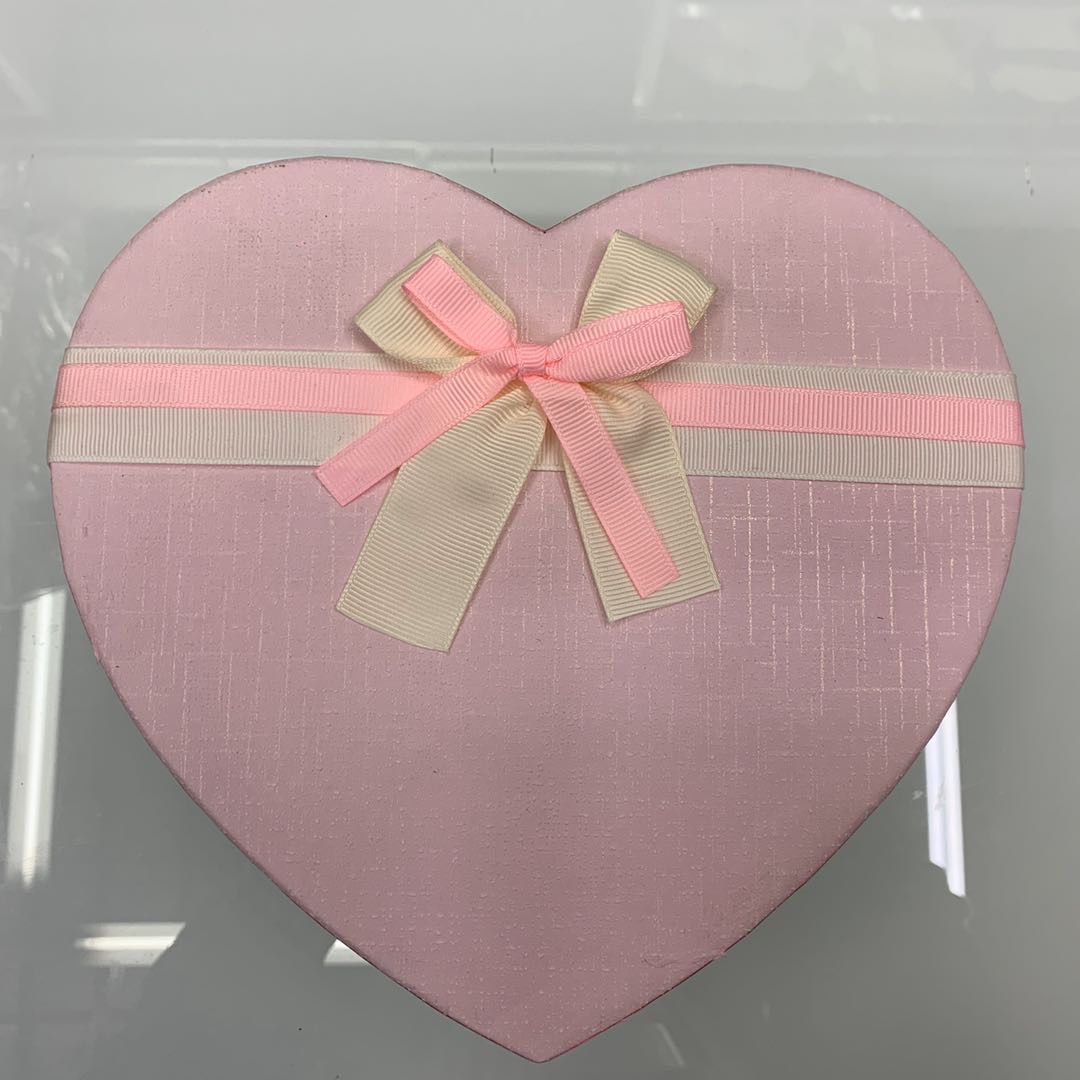 创意心形礼盒浪漫情人节礼品包装盒蝴蝶结礼盒