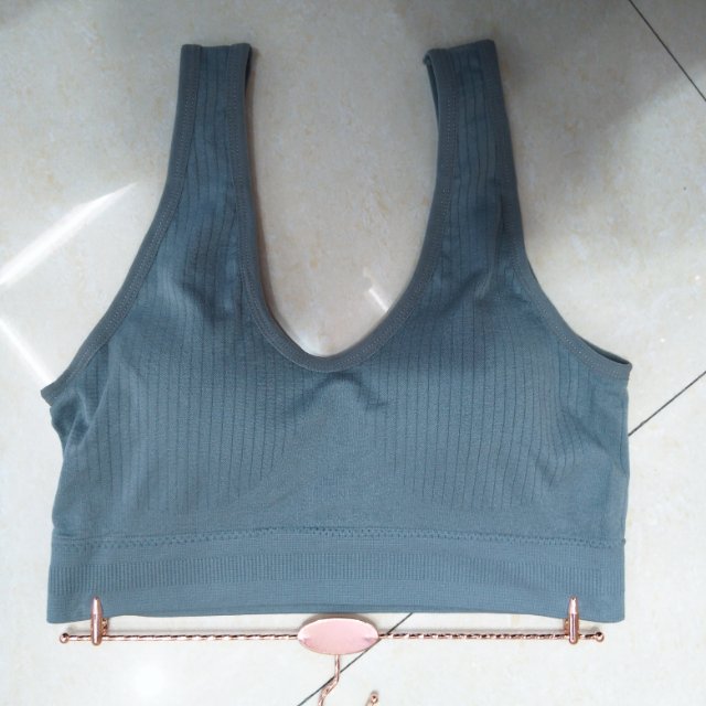 Lingerie A Thin Push-Up Bra Without Underwire