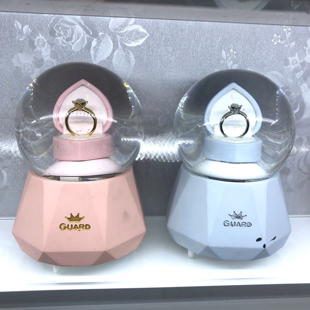 戒指自动飘雪水晶球音乐盒八音盒雪花创意生日礼物送女生女孩儿童水晶水晶玻璃水晶水晶玻璃