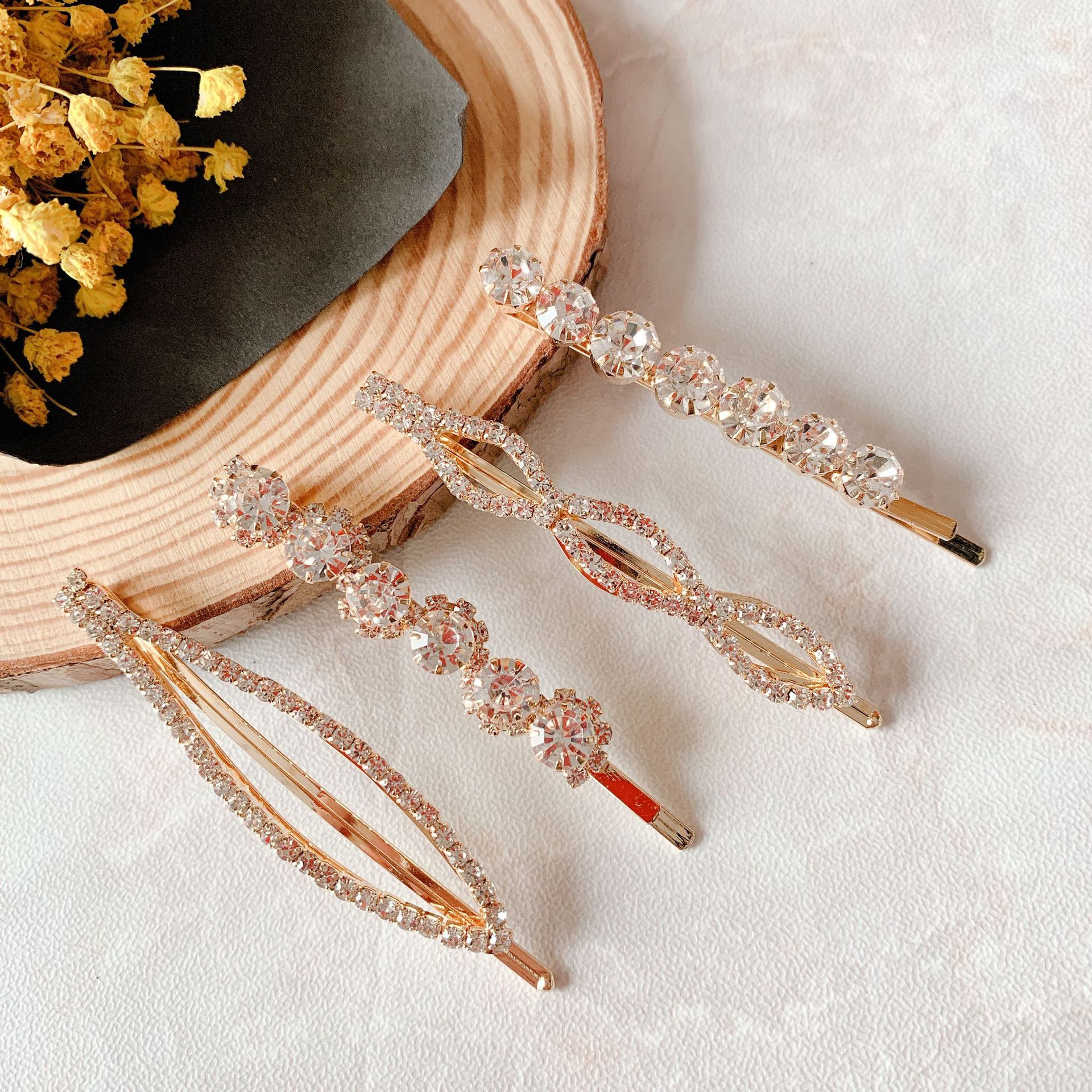 Yiwu Selection small fairy fashion simple hairpin side broken hair clip clip simple rhinodrill clip thumbnail
