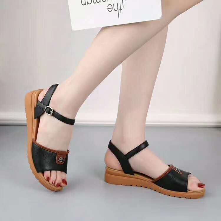 8255 Sigotu 2020 New Women's Guangzhou Tidal Casual Flat Sandals details Picture