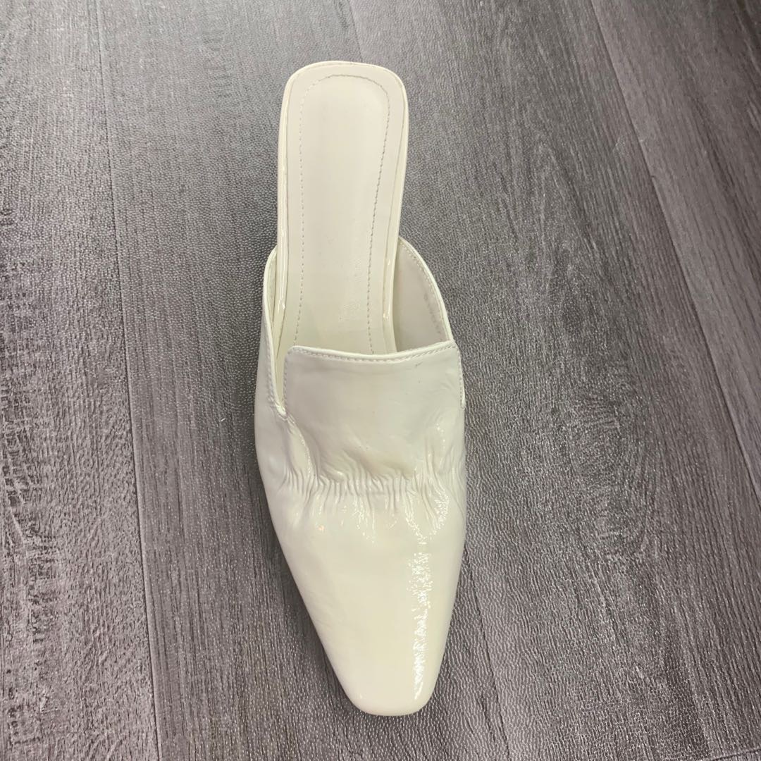 Leather white mules, thick heels, high heels, empty single shoes, no heels, grandma's half slippers, medium heels, flip-flops for women