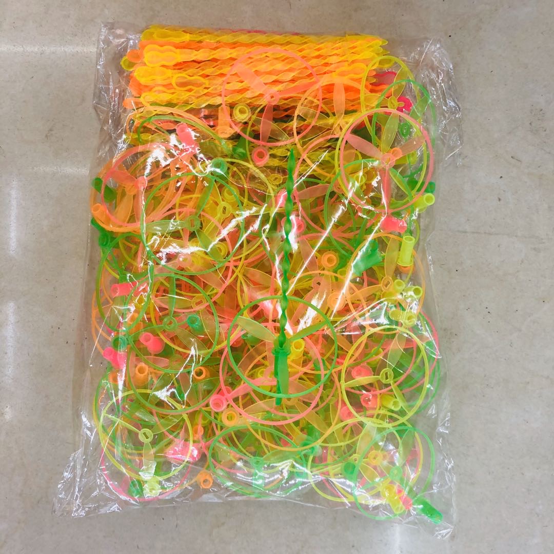 飞天仙子特小号6厘米怀旧飞天玩具益智玩具