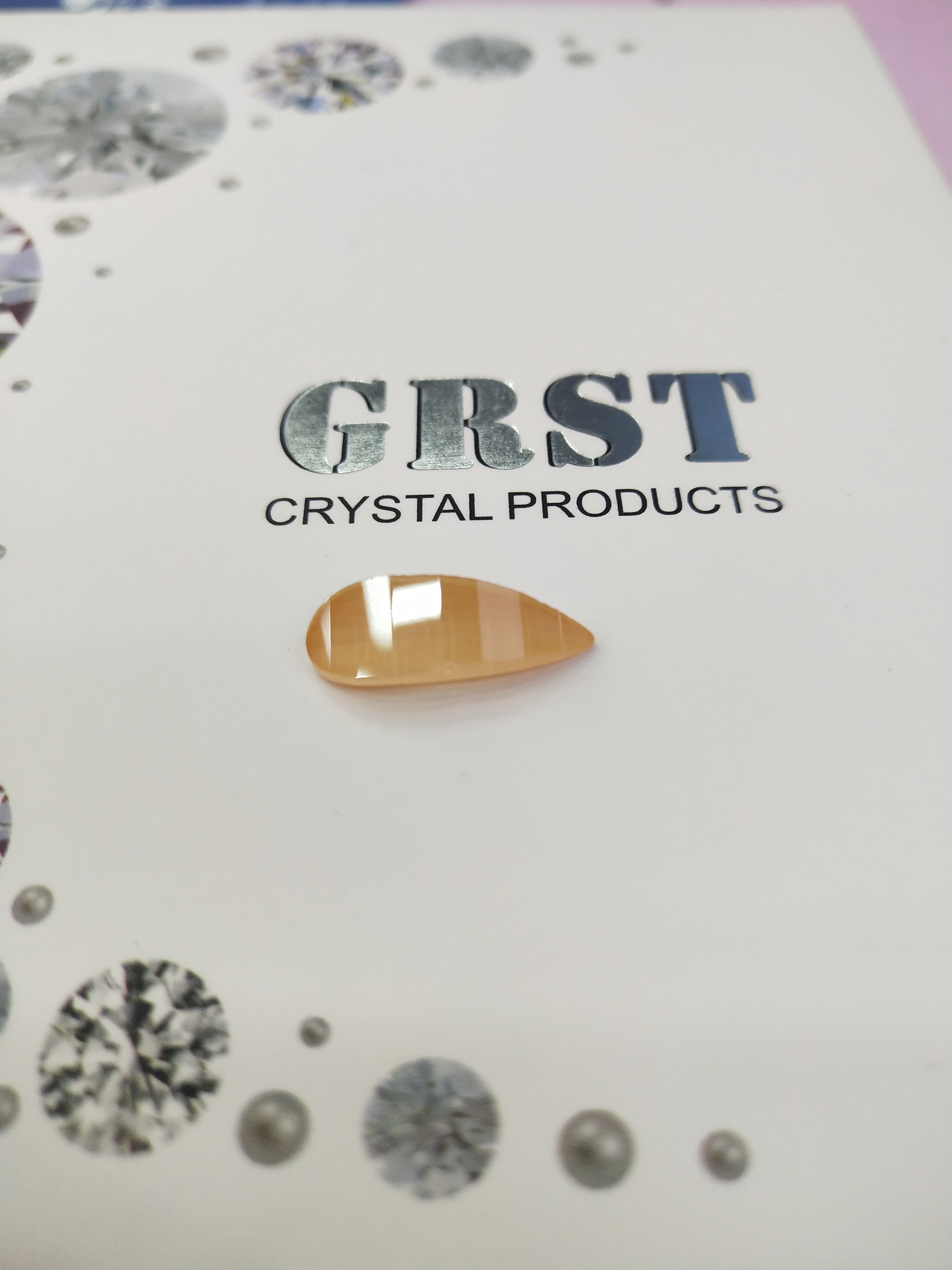 Grister DIY high-end handcrafted beaded clothing accessories, crystal sunflower seeds, hand-sewn diamond sweaters, necklaces, car pendants details Picture
