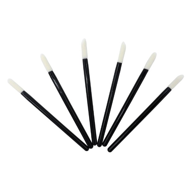 Disposable solid lip brush stick, single lipstick makeup brush, portable mini lip gloss brush details Picture