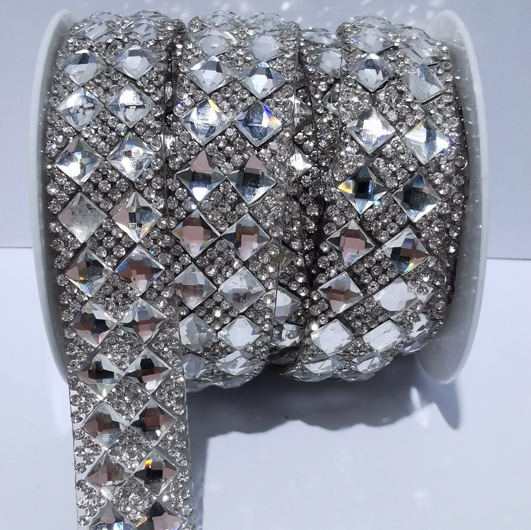 Square Shaped Drill + Rhinestone Chain Mesh Drill Clothing Accessories Handmade Accessories Specification drawing
