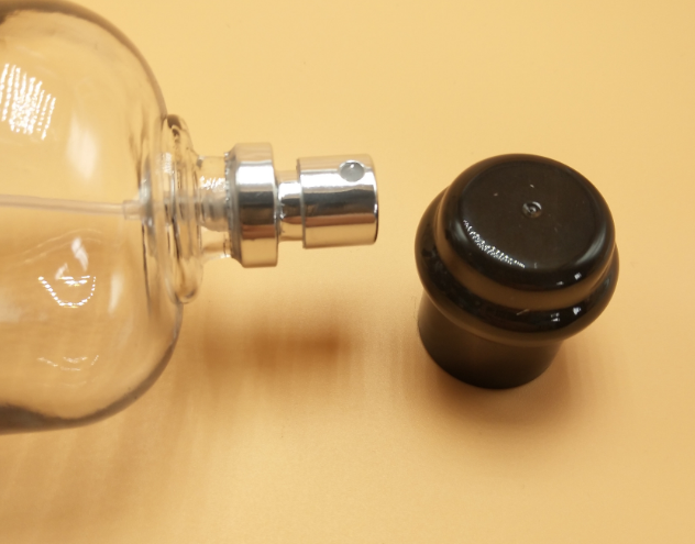 Transparent bayonet portable high-end perfume glass spray dispenser bottle Specification image