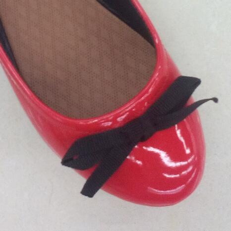 European And American Style Slippers Women Wear Women's Beach Shoes Korean Version Round Head Bow Shallow Mouth Patent Leather Flat Flat Flat Cover Shoes Specification drawing