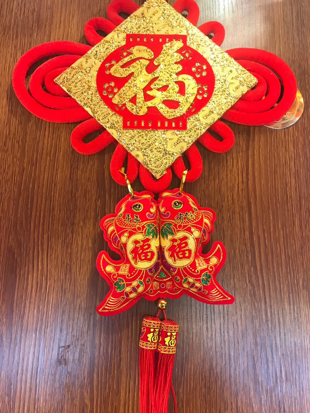 Jin Fu hanging fish carvings Festive and joyous Chinese knots