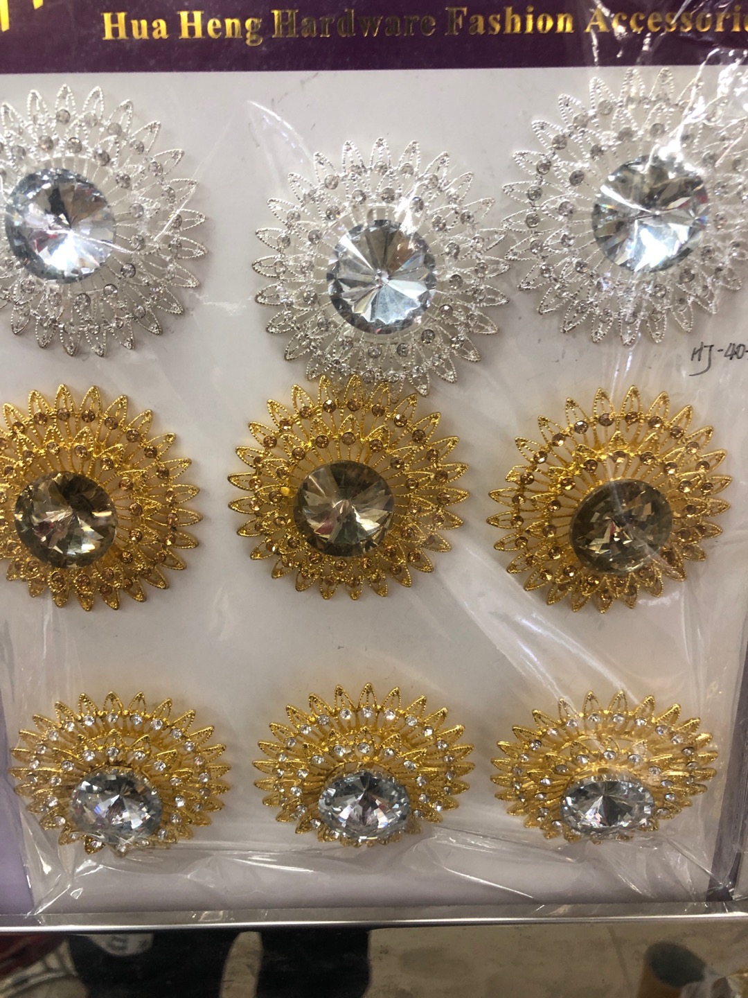 大气奢华韩国胸针女钻胸花丝巾披肩扣时尚外套开衫别针大衣配饰品大颗水钻