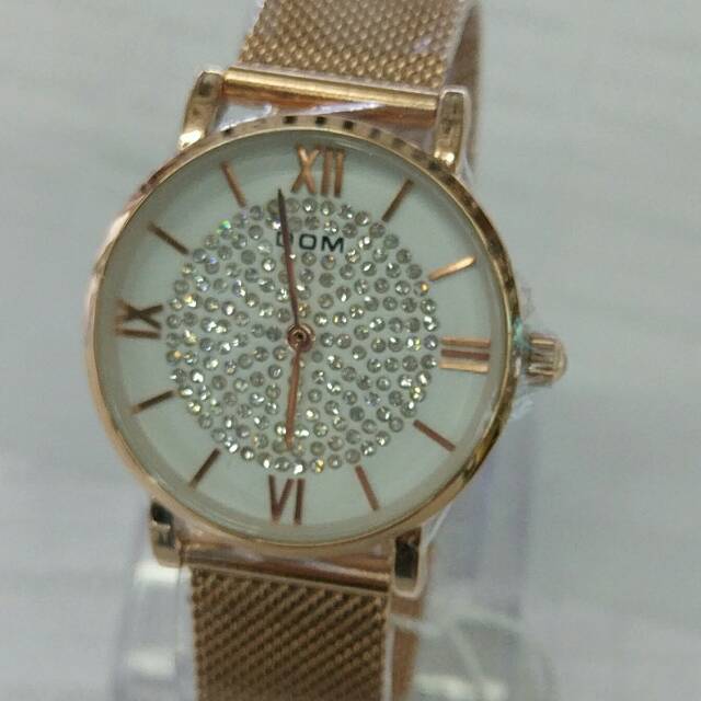 A high-end women's watch with water resistance and diamonds, a fashionable new Korean version, simple and elegant style, a popular student women's watch on Douyin details Picture