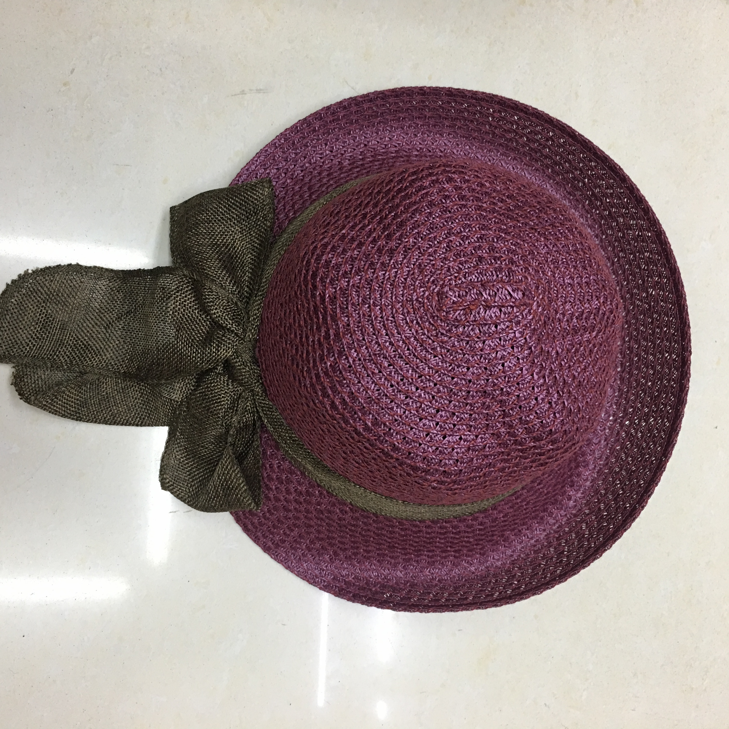 Summer women's straw hat with a large bow, seaside vacation hat, sun-protective beach hat