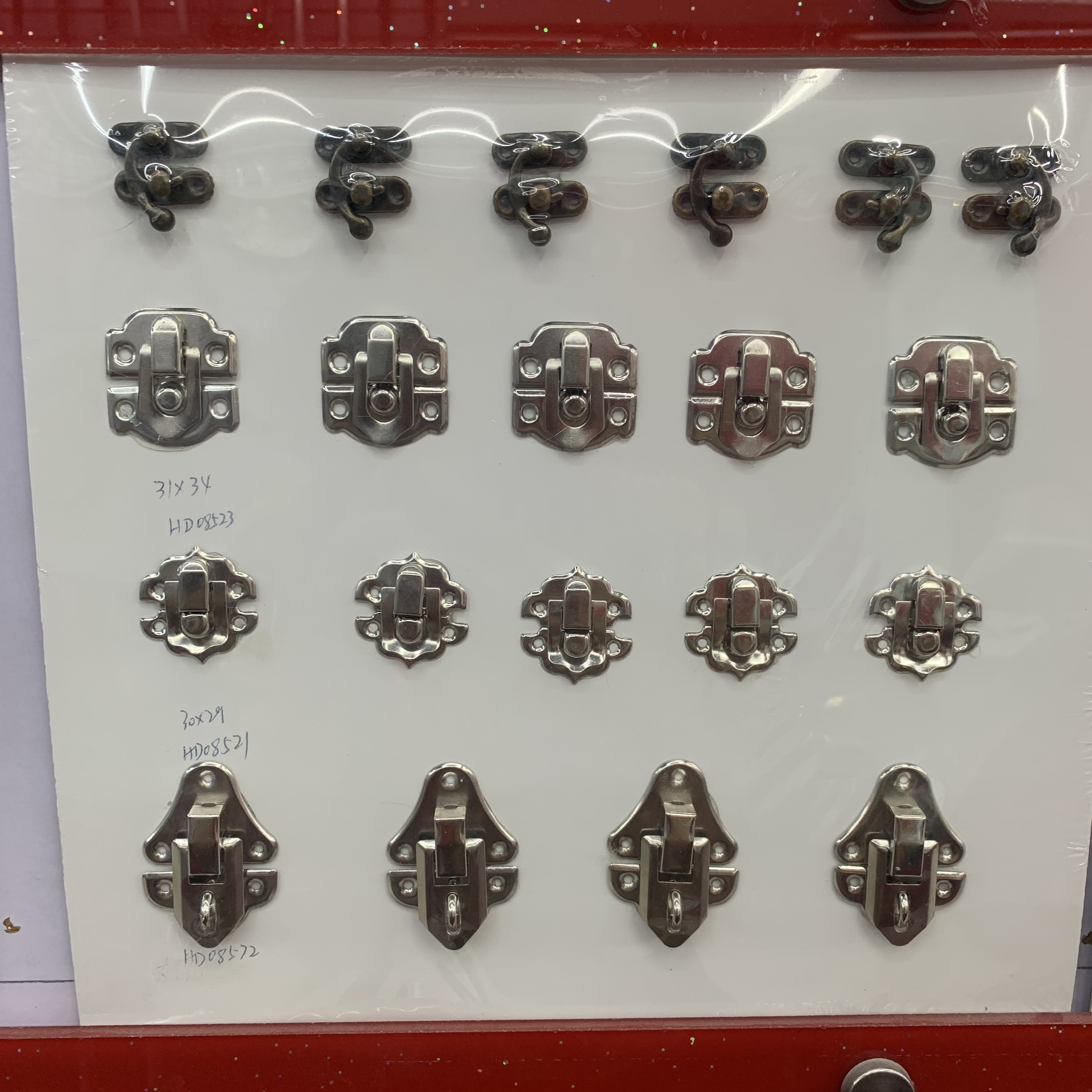 Luggage hardware accessories, women's bags, metal bag buckles, hidden buckles, lock buckles, bag locks, insert buckles, diy buttons, buckle rings are all acceptable