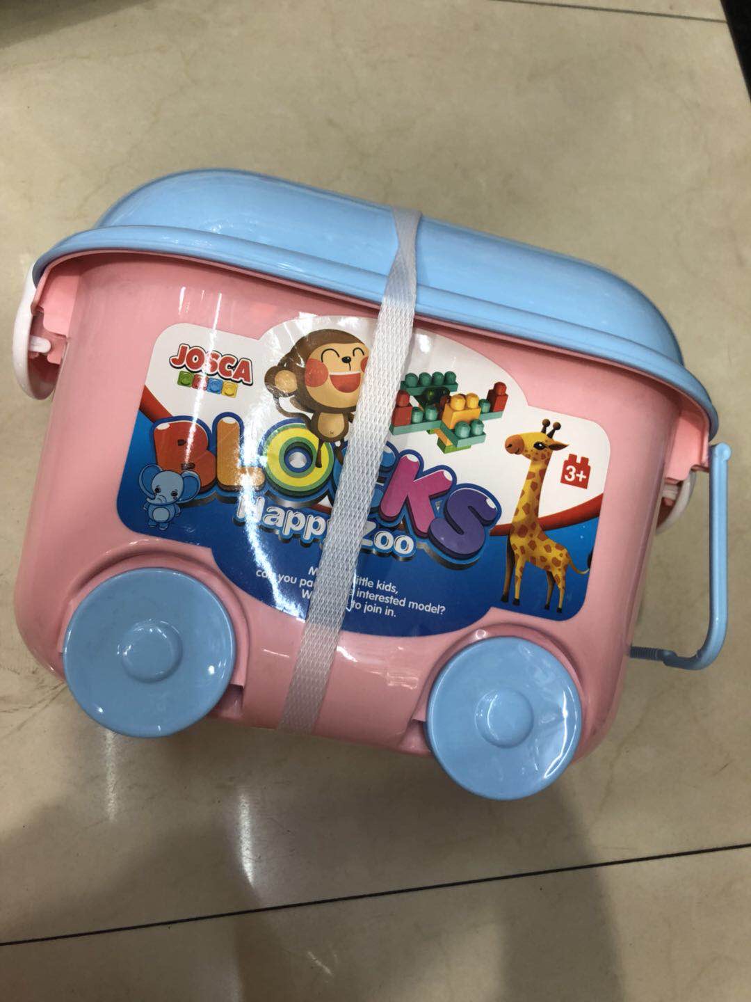 Manufacturers direct cars with children's building blocks thumbnail