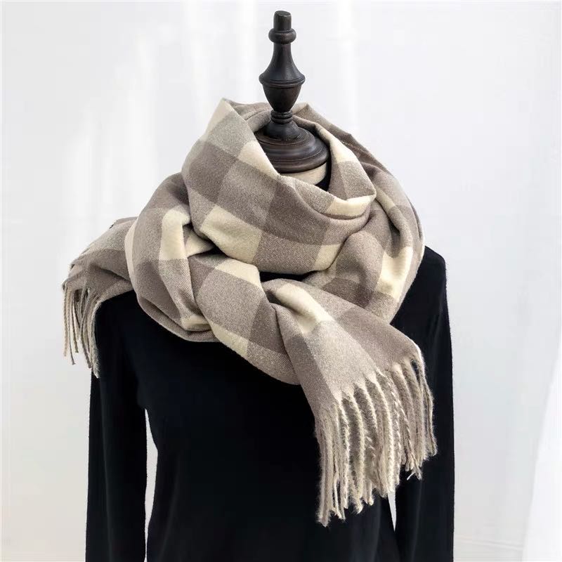 Scarf Women's Explosive Fashion Trend New Autumn-Winter Long Scarf details Picture