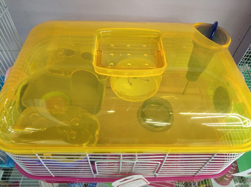 Square golden wire birdcages, pigeon cages, universal bird nests, and bird supplies and utensils details Picture