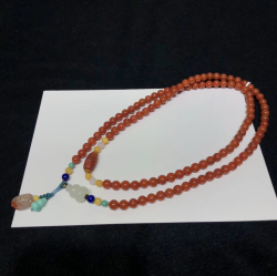 A natural premium Nan Hong Buddhist prayer bead bracelet with 108 pieces and a multi-treasure circular bracelet