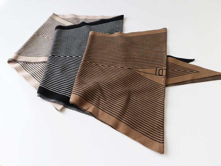 Classic Casual Fashion Scarves Dual Use Small Square Scarf Long Specification drawing