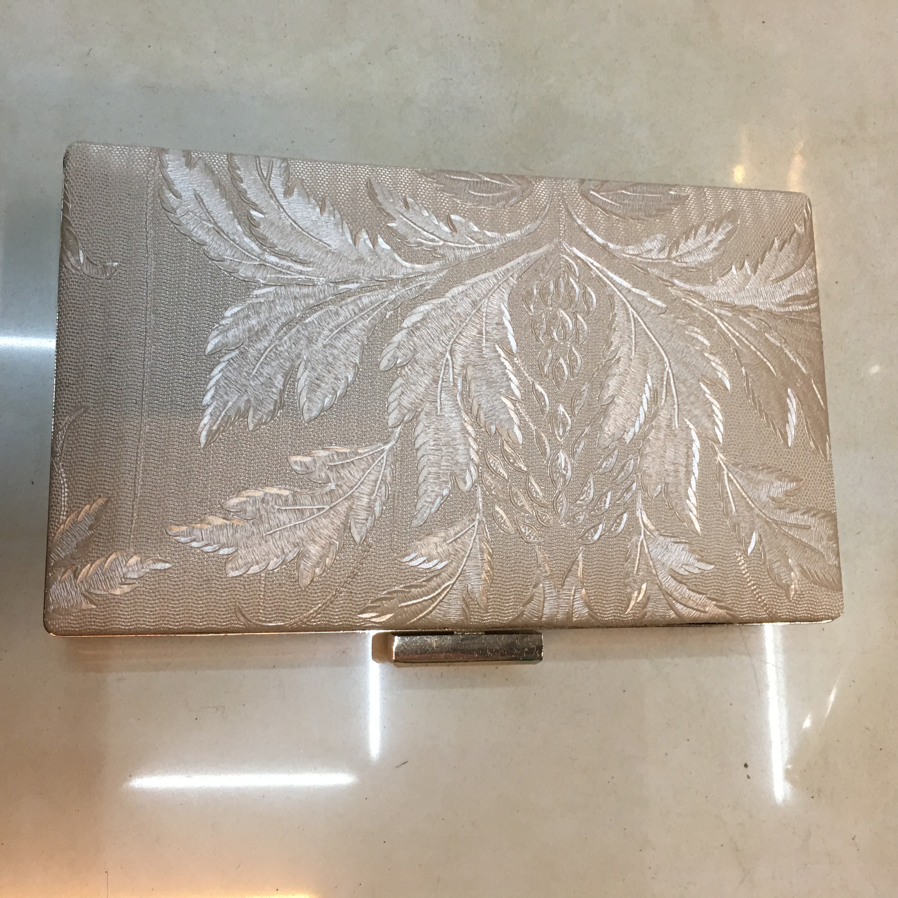 方形手包女名媛包手拿镶钻戒指宴会手抓包晚宴礼服搭配旗袍的小包