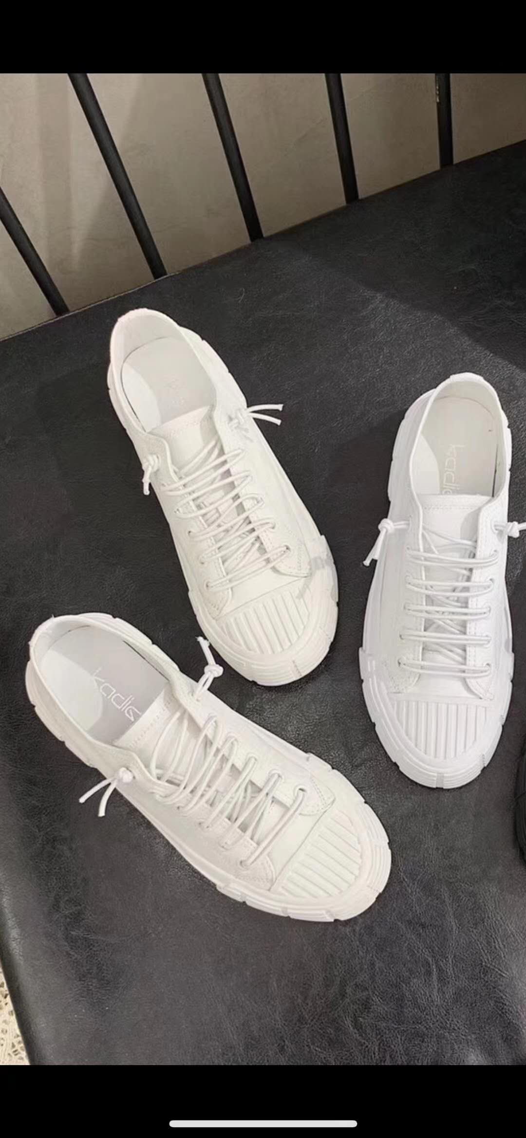628812 European Products 2020 New Pure White Guangzhou Women's Leather Small Shoes details Picture