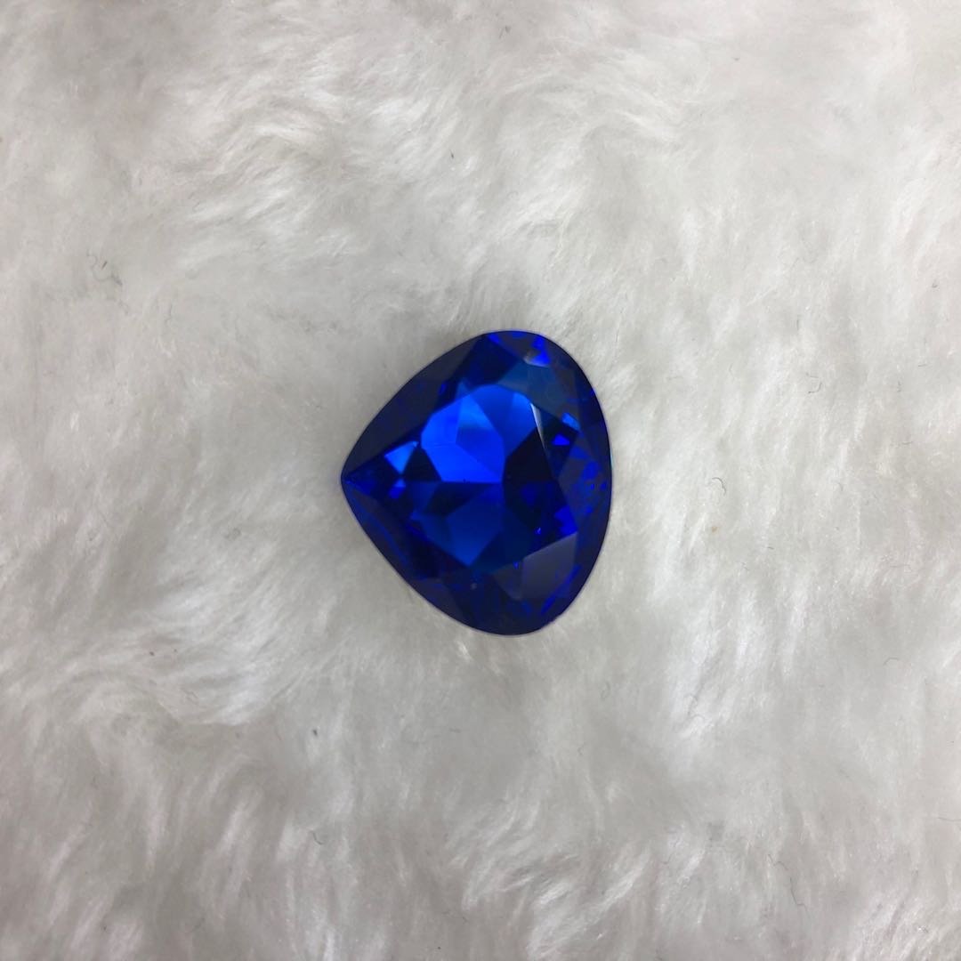 东洲水晶 高贵宝蓝色水晶项链搭配潮流定制配件