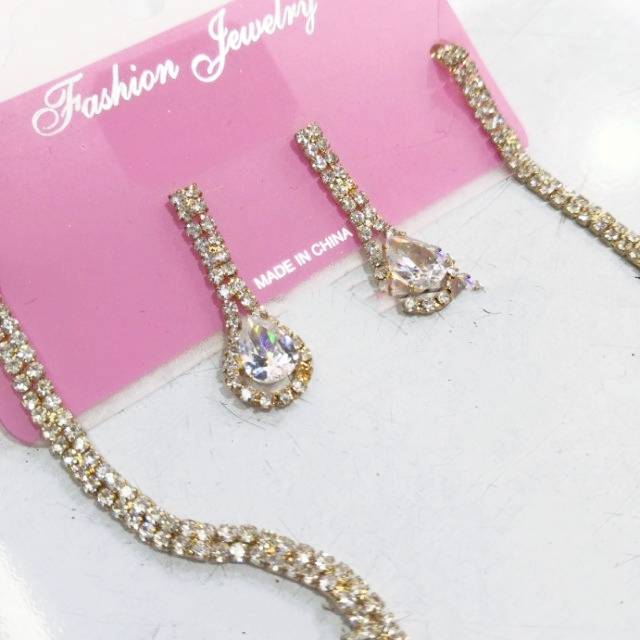 Zircon earrings, necklaces, chain covers, European and American style exaggerated rhinestone jewelry for export Specification image