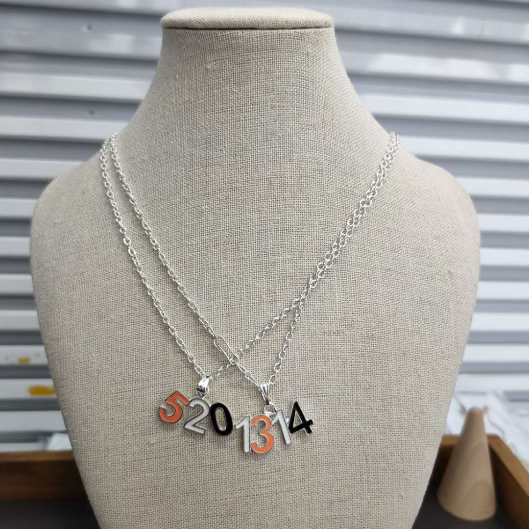 Trend digital necklace pendant pendant pendant a number of overlapping necklace jewelry thumbnail