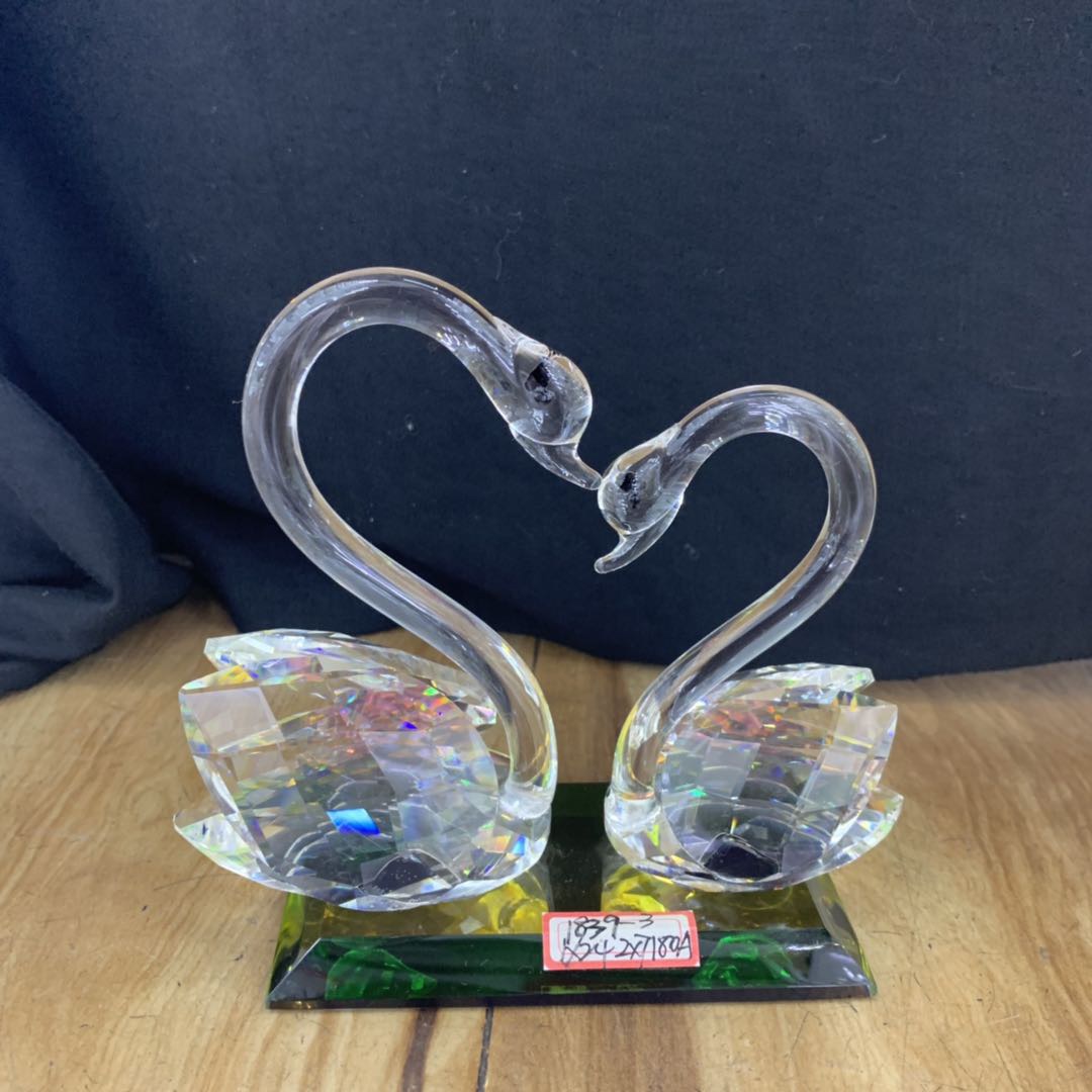 Factory direct sales of crystal double swan ornaments Factory direct sales of crystal double swan ornaments