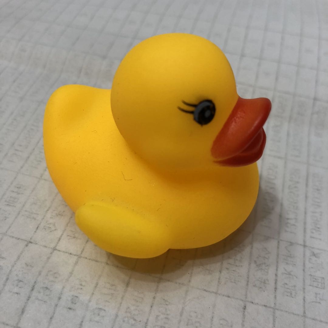 Производитель продает желтую кричащую утку pvc details Picture