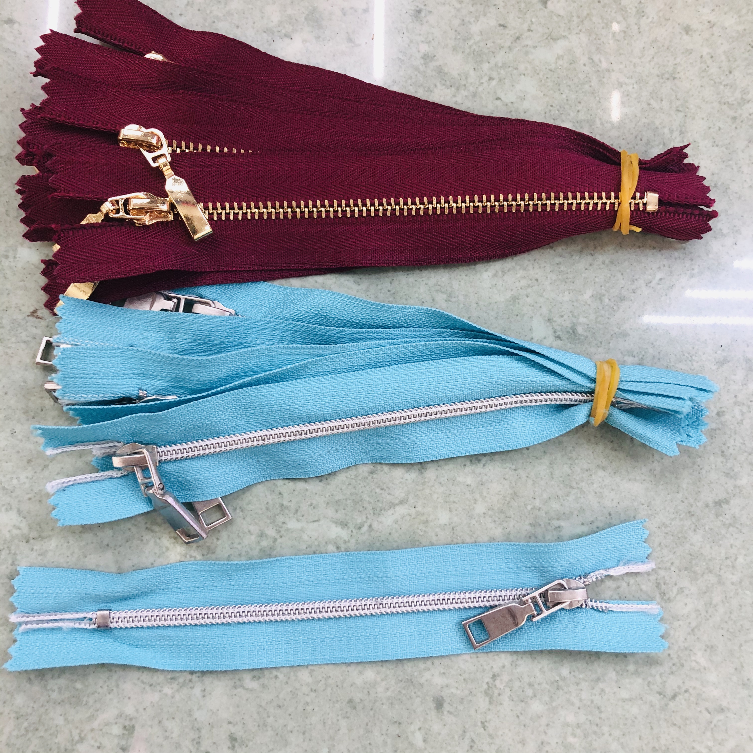 Resin Glue Teeth Zipper Closed Tail Zipper Open Tail Zipper Plastic Zipper Plastic Zipper Gold-Plated Closed Zipper Gold Light Gold Rose Gold Metal Zipper Manufacturers Supply 3#5#8# Metal Zippers