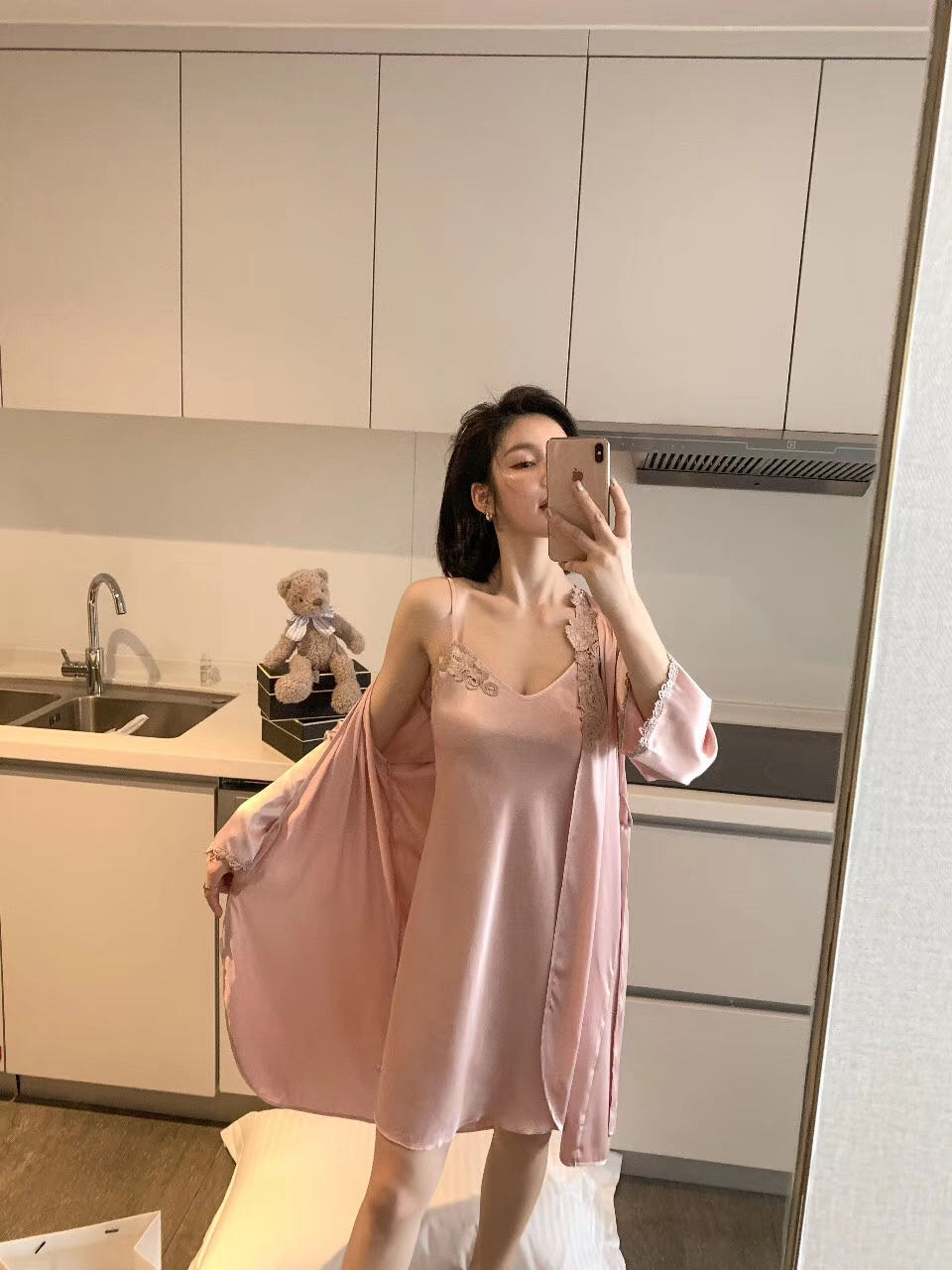 Summer thin silk short-sleeved lace, sexy silk, spring and autumn large size for pajama women details Picture