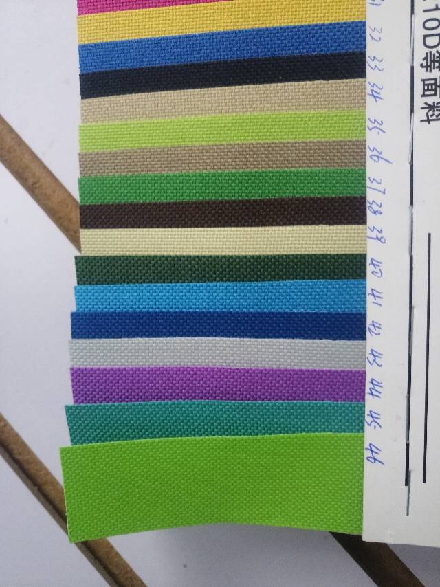 Factory direct sales of hot-selling new PVC leather products with large stock of high, medium and low-end luggage, sofa, shoe materials and fabrics Specification image
