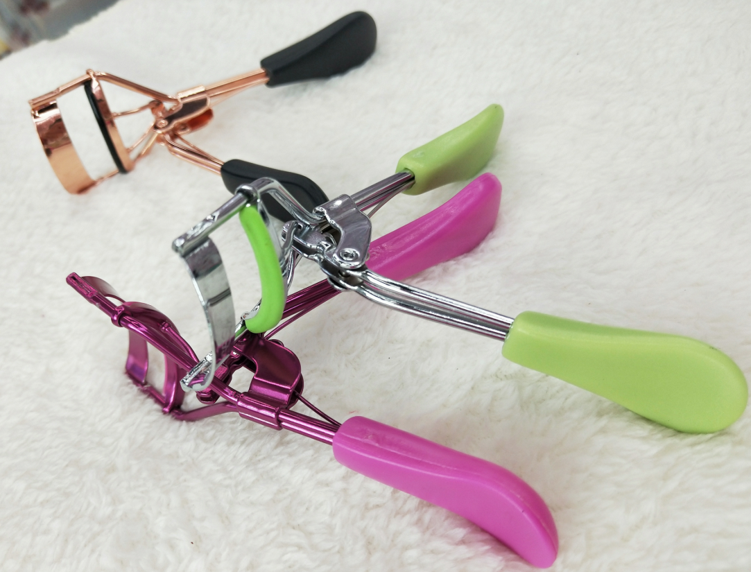 睫毛夹卷翘夹子定型夹眼睫毛辅助器女便携式持初学者化妆工具