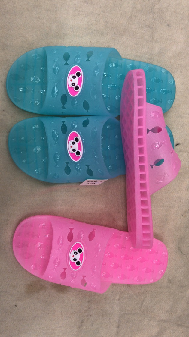 New best-selling cool slippers, casual shoes, comfortable shoes, flip-flops, casual shoes details Picture