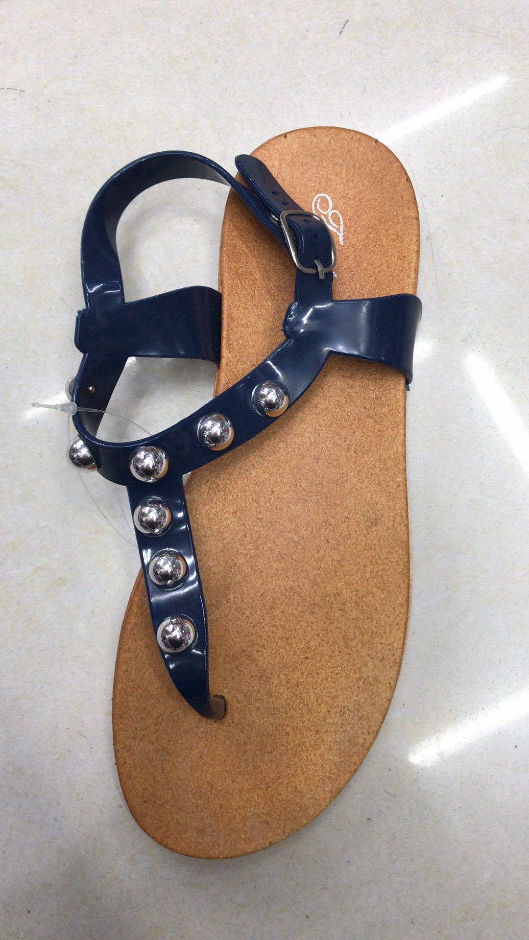 Hot style spring/summer 2020 new solid color sandals thick-soled leisure sports one-character slippers thumbnail