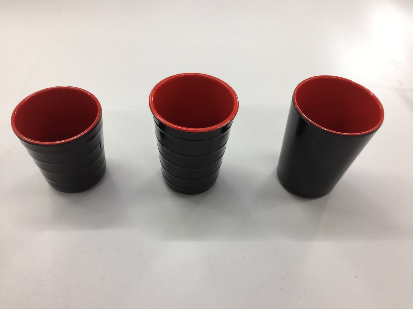 Melamine drop resistant creative profiled melamine red and black cup