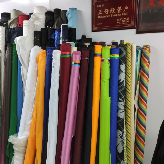 Yiwu Shuanglian Textile Products Trading House describe pic - 1
