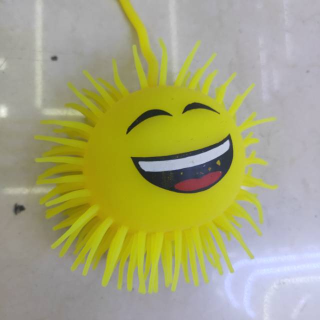 塑料表情笑脸毛毛球厂家直销产品图