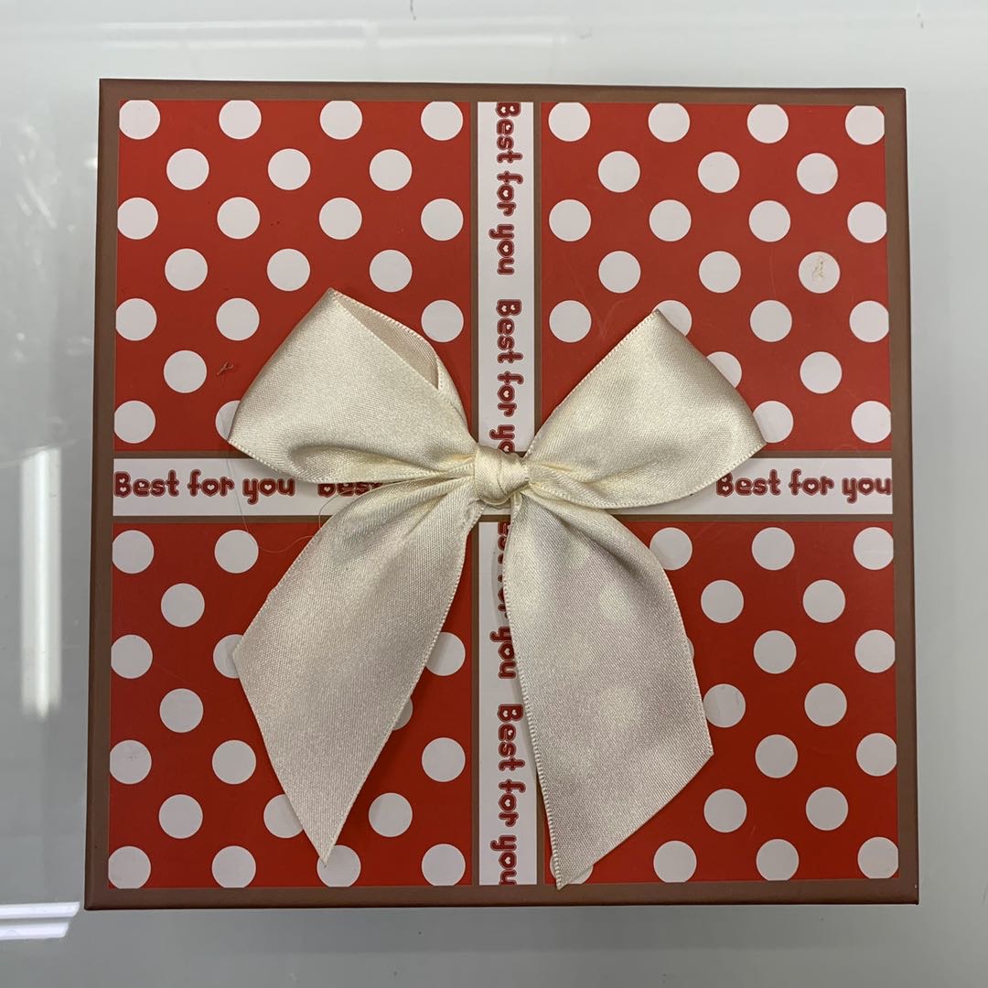 精美礼品盒蝴蝶结圆点风正方形礼盒生日礼物空盒
