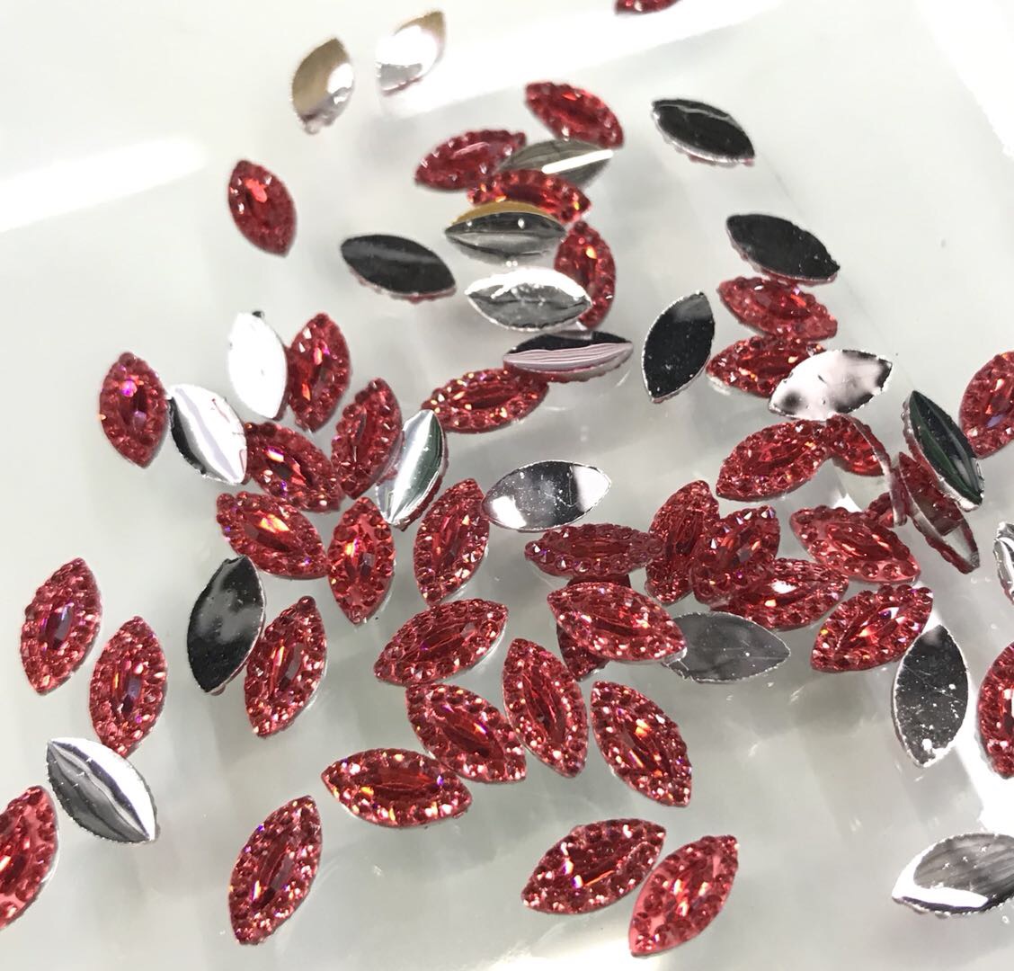 烫钻红金色树叶状钻石质感烫钻